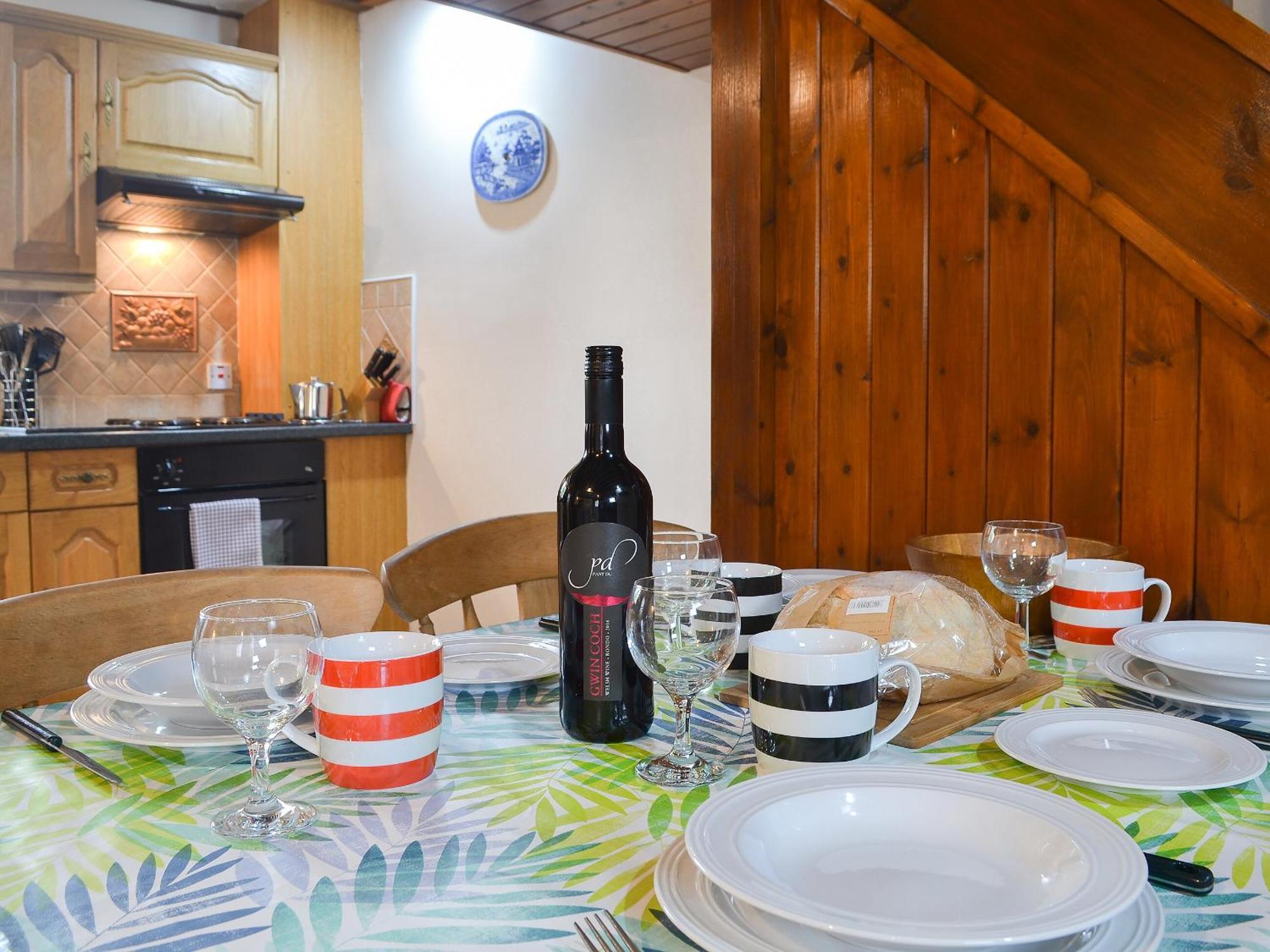 Llofft Yr Yd - 16984 Villa Brynsiencyn Luaran gambar