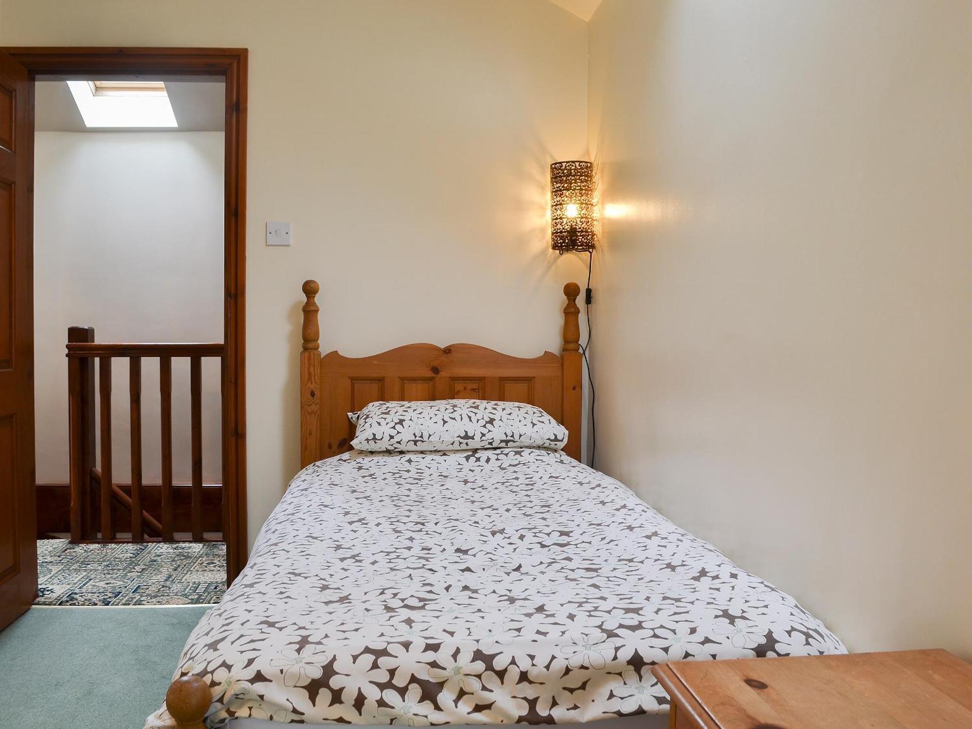 Llofft Yr Yd - 16984 Villa Brynsiencyn Luaran gambar